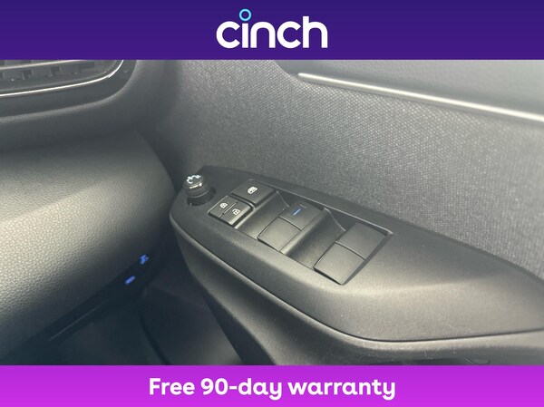 Used Toyota Yaris 2021 for sale - 76271793: Photo 39