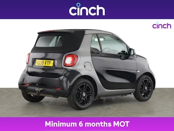 Used smart fortwo 2019 for sale - 75643507: Photo