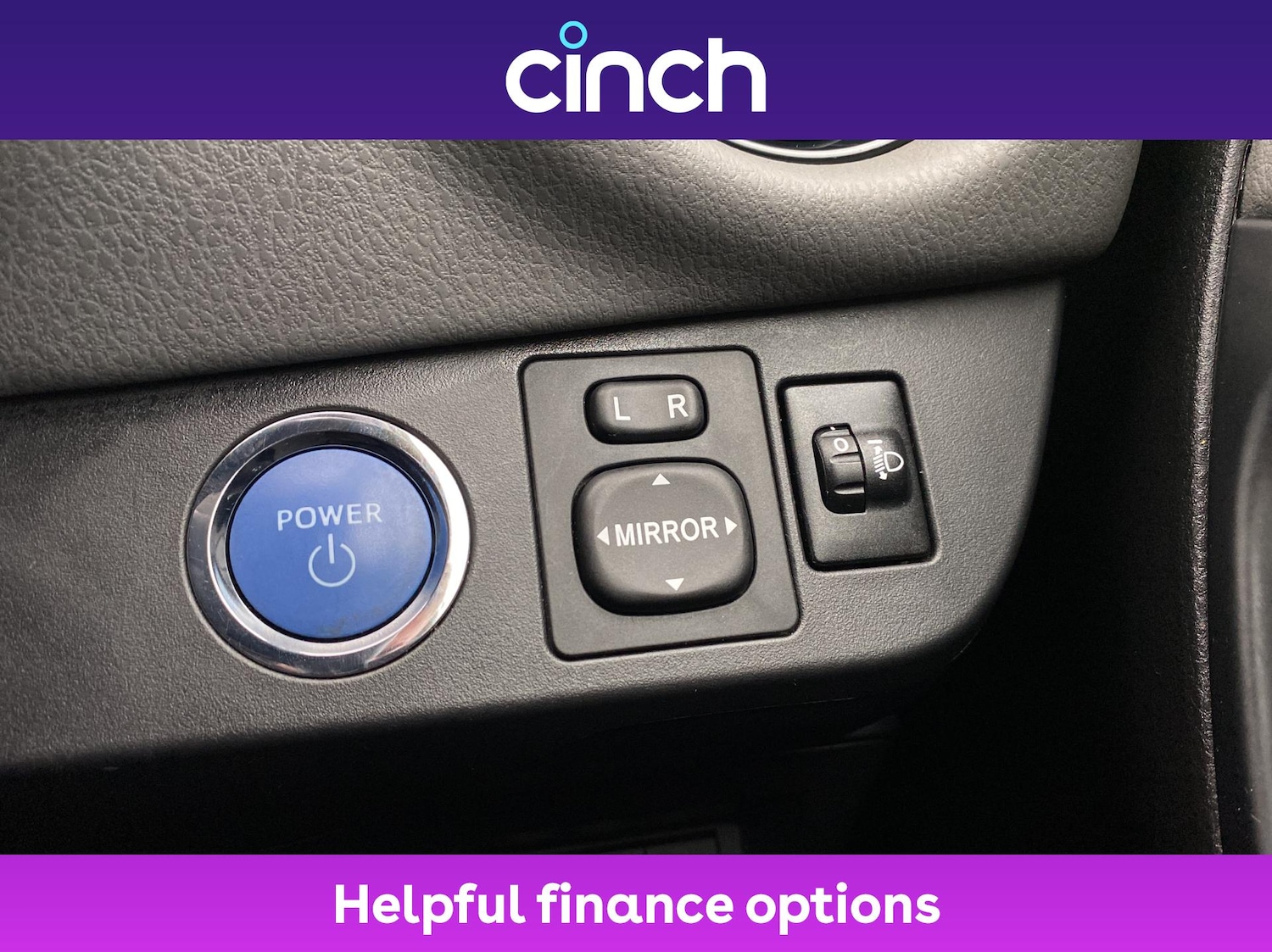 Used Toyota Yaris 2019 for sale - 76653984: Photo 30