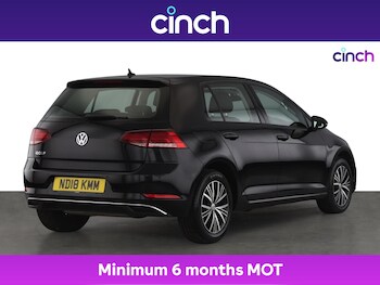 Used Volkswagen Golf 2018 for sale - 75892647: Photo