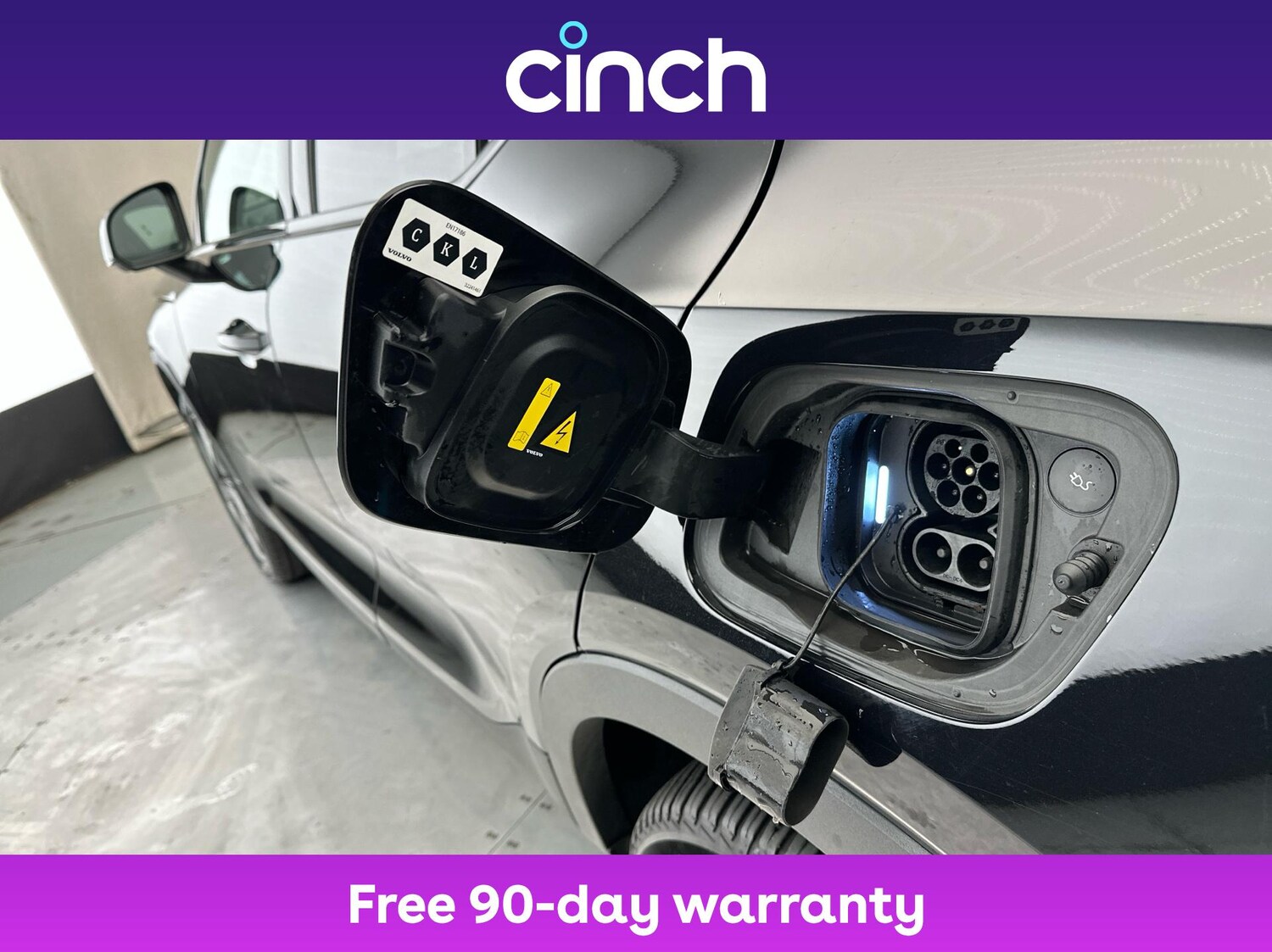 Used Volvo XC40 2023 for sale - 76112628: Photo 29
