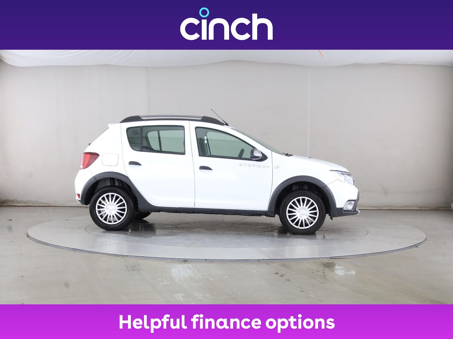 Used Dacia Sandero Stepway 2017 for sale - 76804311: Photo 2