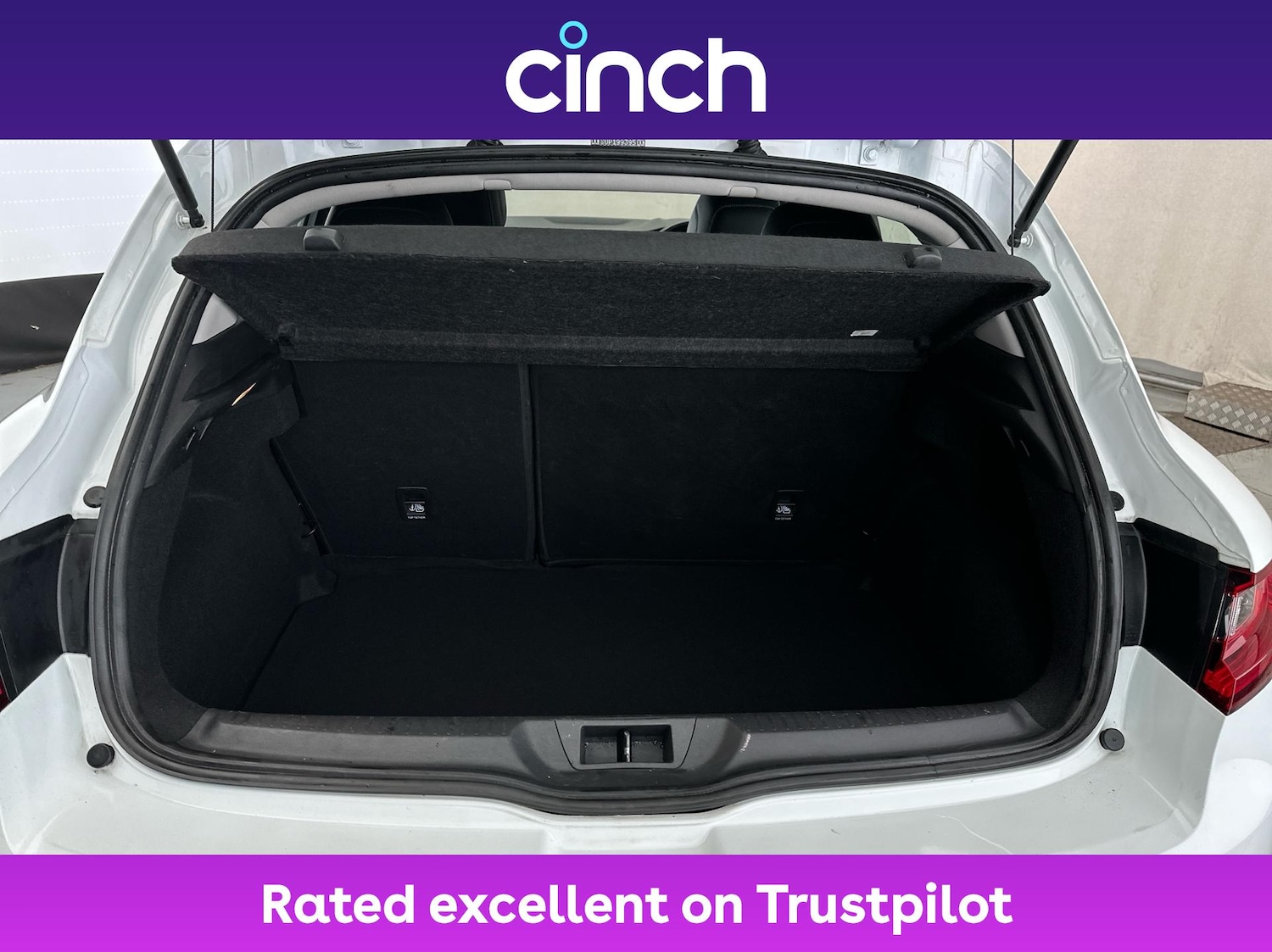 Used Renault Megane 2017 for sale - 76447130: Photo 21