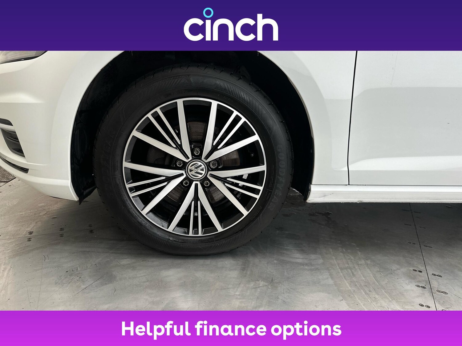 Used Volkswagen Golf 2017 for sale - 76271807: Photo 24