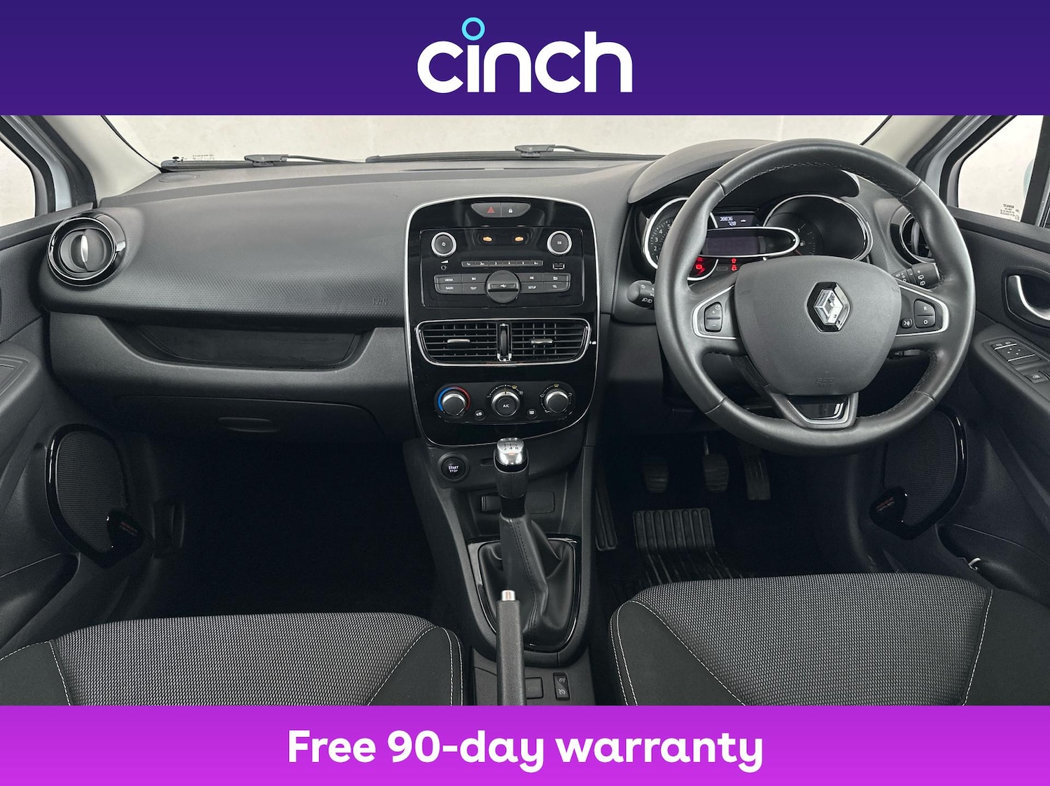 Used Renault Clio 2019 for sale - 76854933: Photo 15