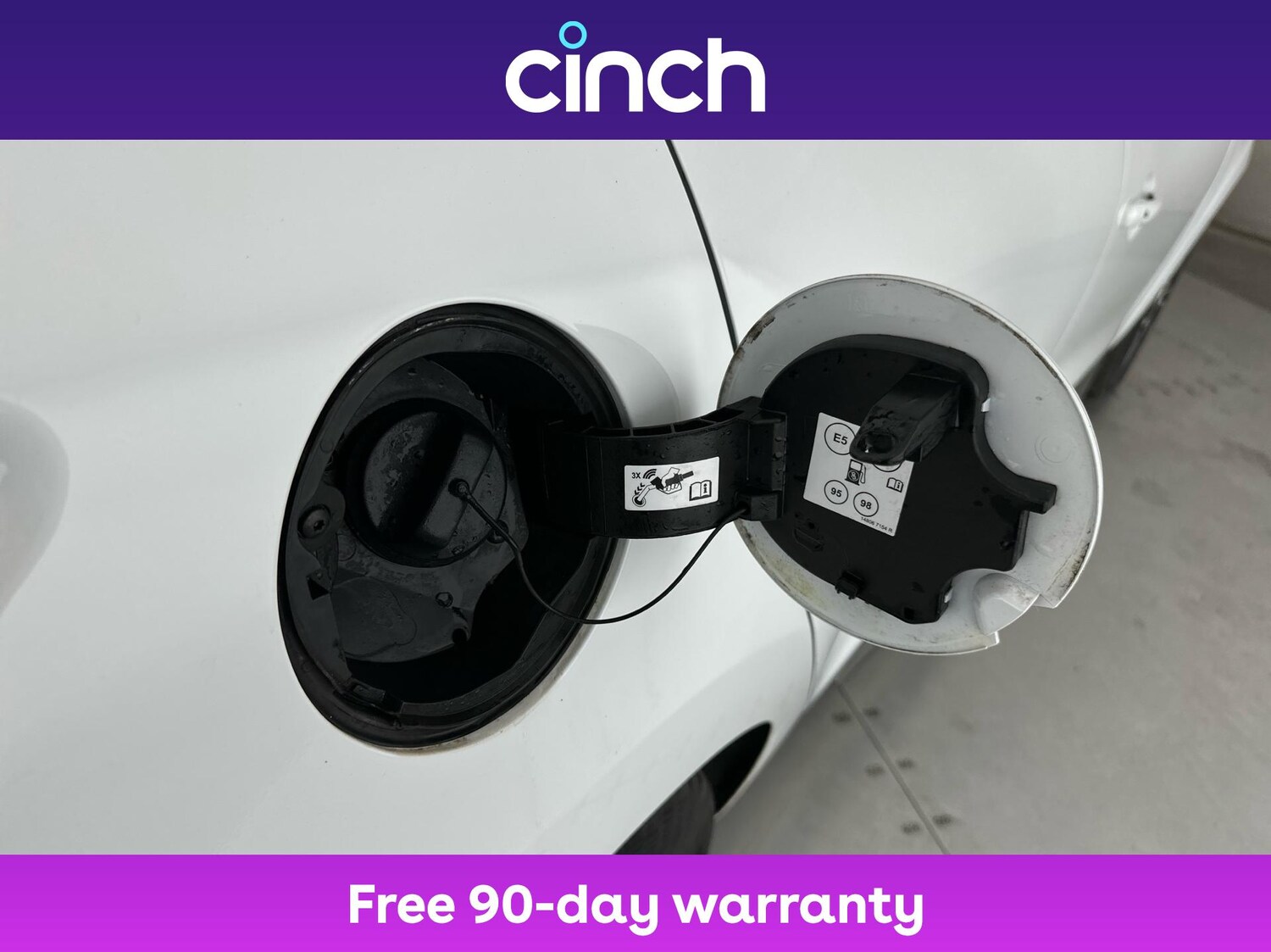 Used Renault Clio 2019 for sale - 76854933: Photo 29