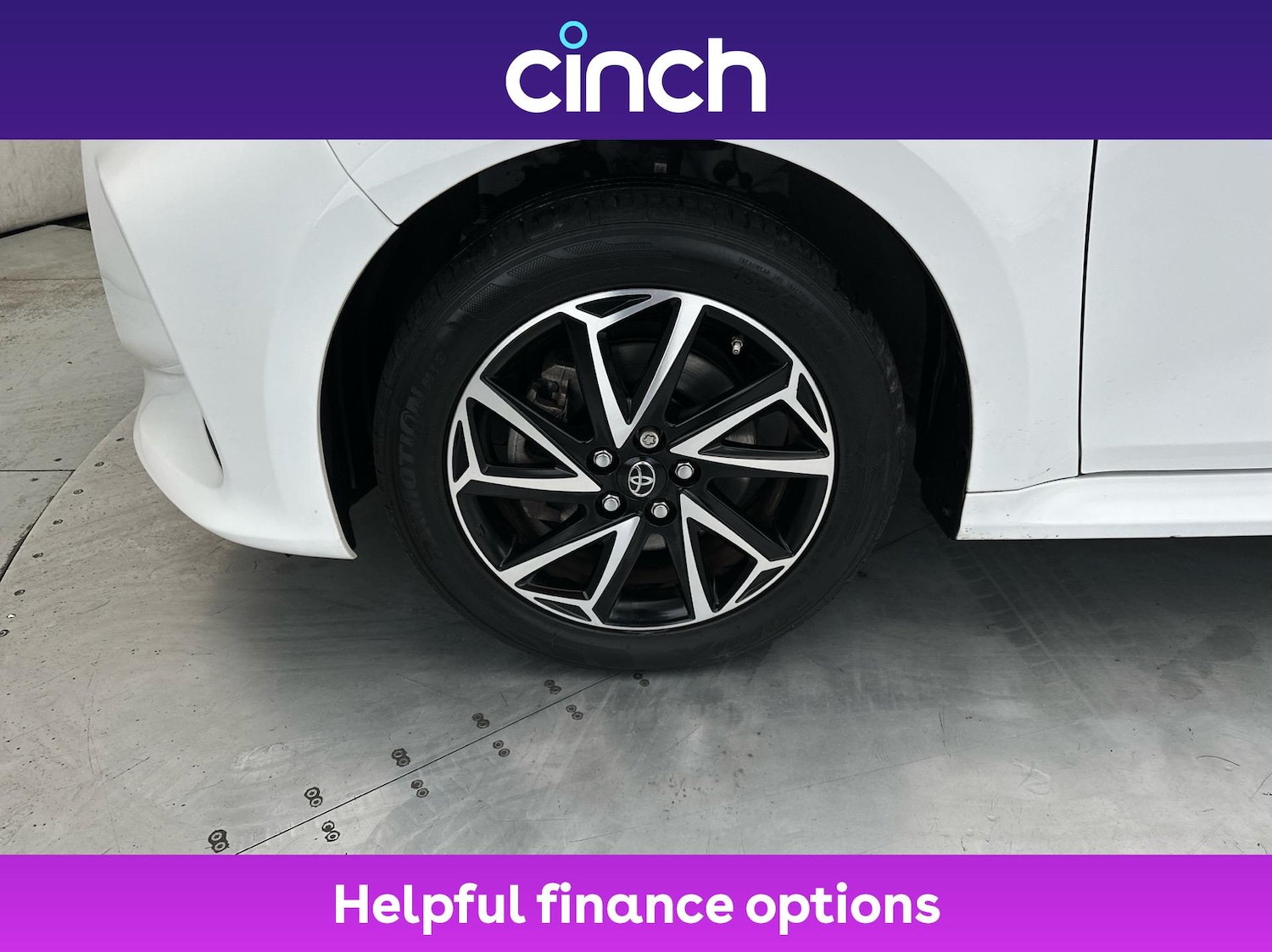 Used Toyota Yaris 2021 for sale - 76949978: Photo 24