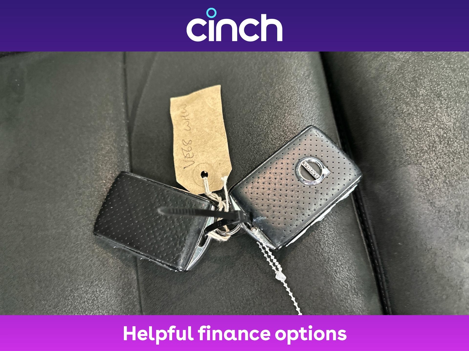 Used Volvo XC60 2018 for sale - 76739235: Photo 30