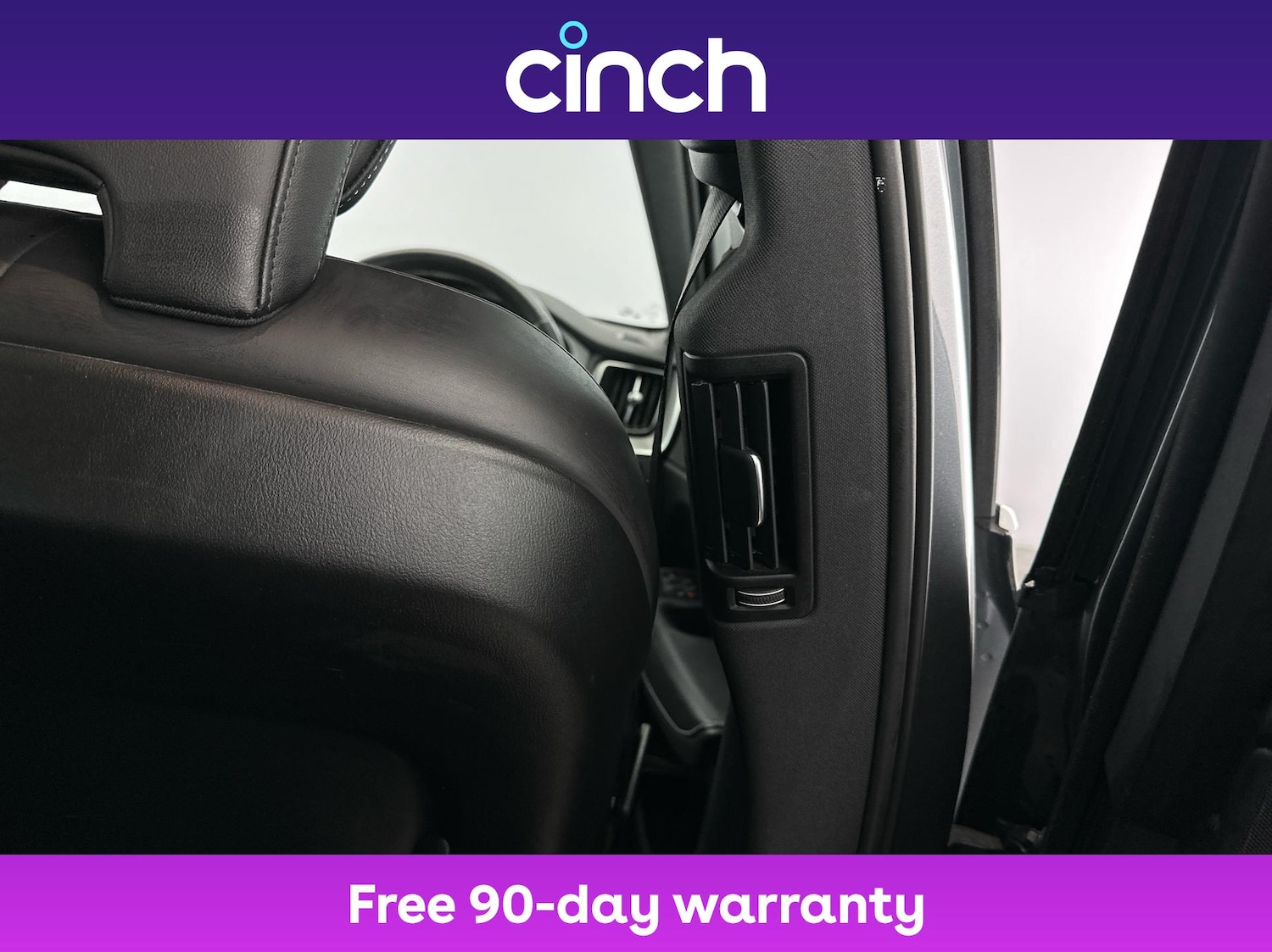 Used Volvo XC60 2018 for sale - 76739235: Photo 39