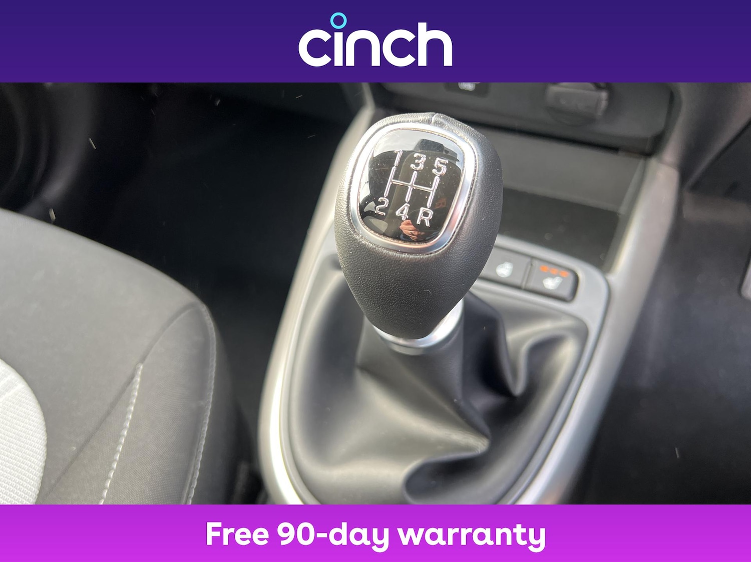 Used Hyundai i10 2021 for sale - 76304796: Photo 34