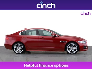 Used Jaguar XE 2017 for sale - 76569168: Photo