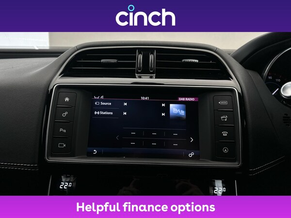 Used Jaguar XE 2018 for sale - 76318531: Photo 30