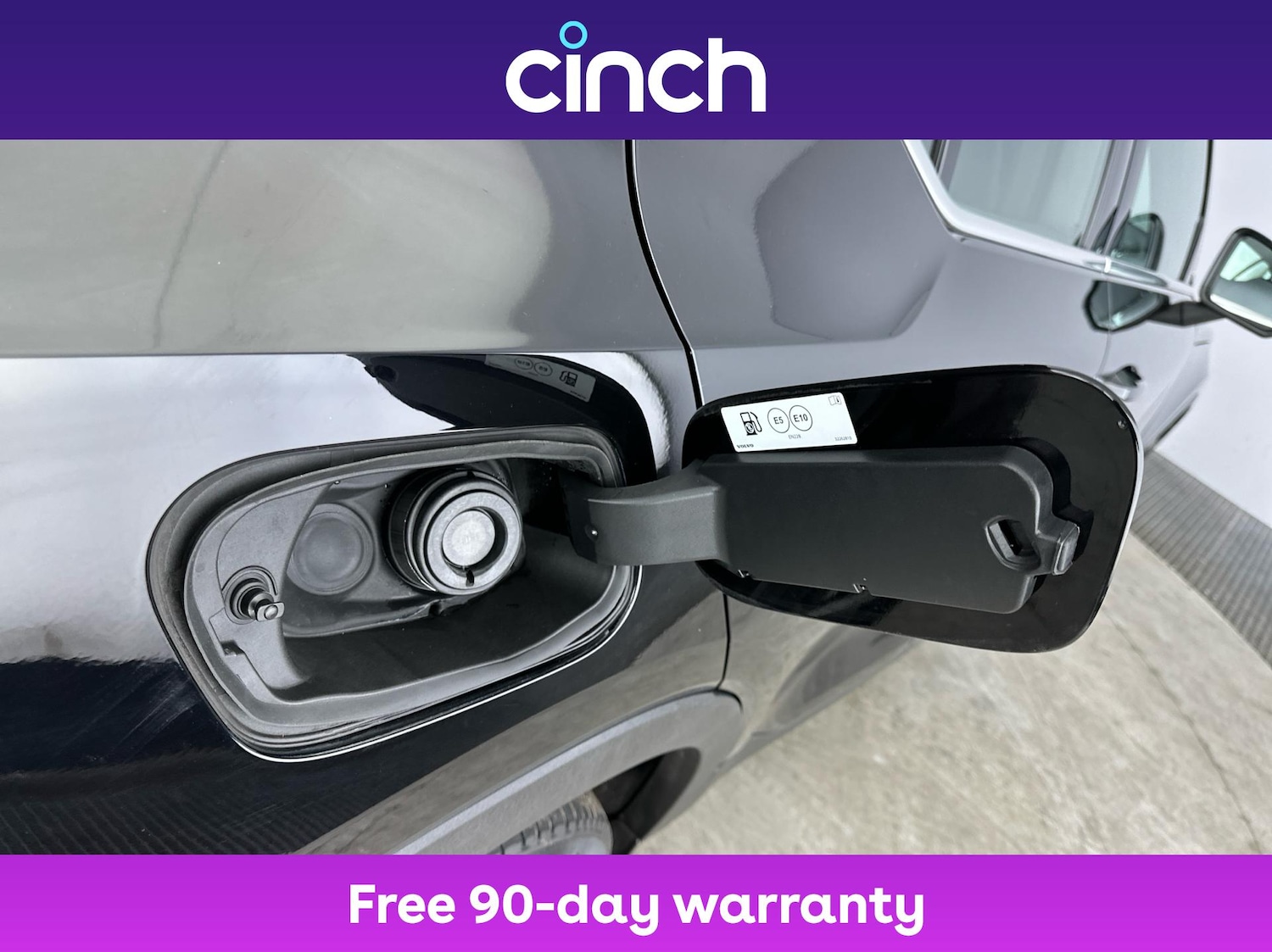 Used Volvo XC40 2022 for sale - 76909204: Photo 29