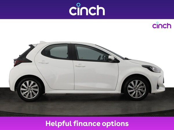 Used Toyota Yaris 2022 for sale - 76248756: Photo 2