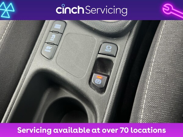 Used Toyota Yaris 2022 for sale - 76248756: Photo 31