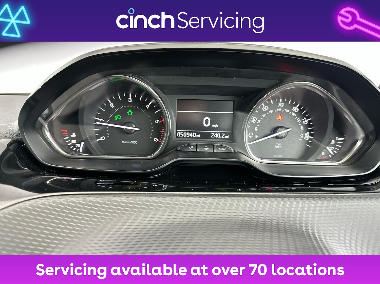 Used Peugeot 2008 2016 for sale - 76704662: Photo 18