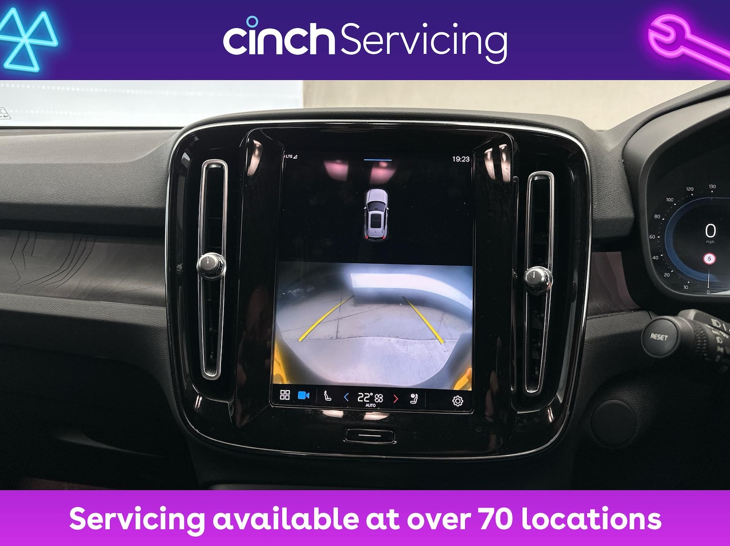 Used Volvo XC40 2022 for sale - 76100184: Photo 31