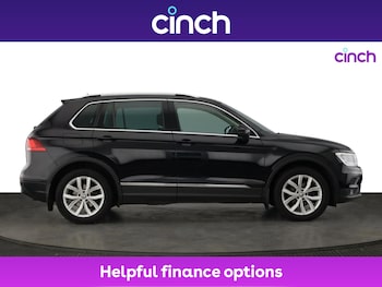 Used Volkswagen Tiguan 2017 for sale - 76250397: Photo 2
