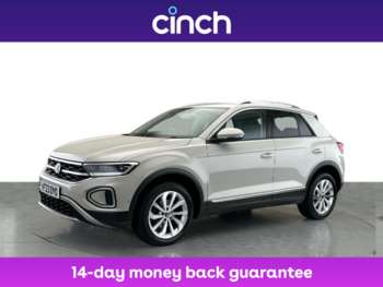 Used Volkswagen T-Roc 2023 for sale - 74999135: Photo