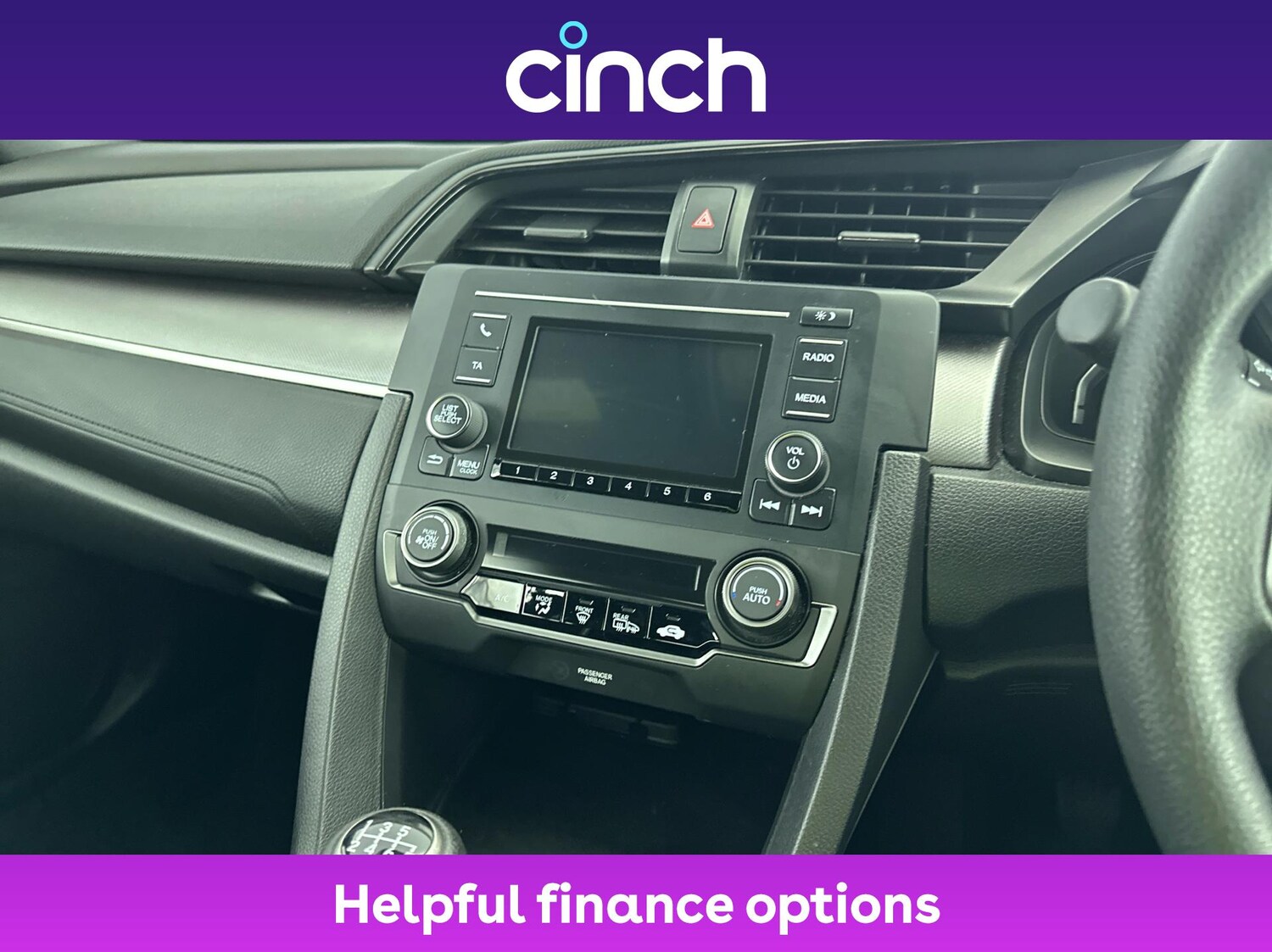 Used Honda Civic 2019 for sale - 76697397: Photo 17