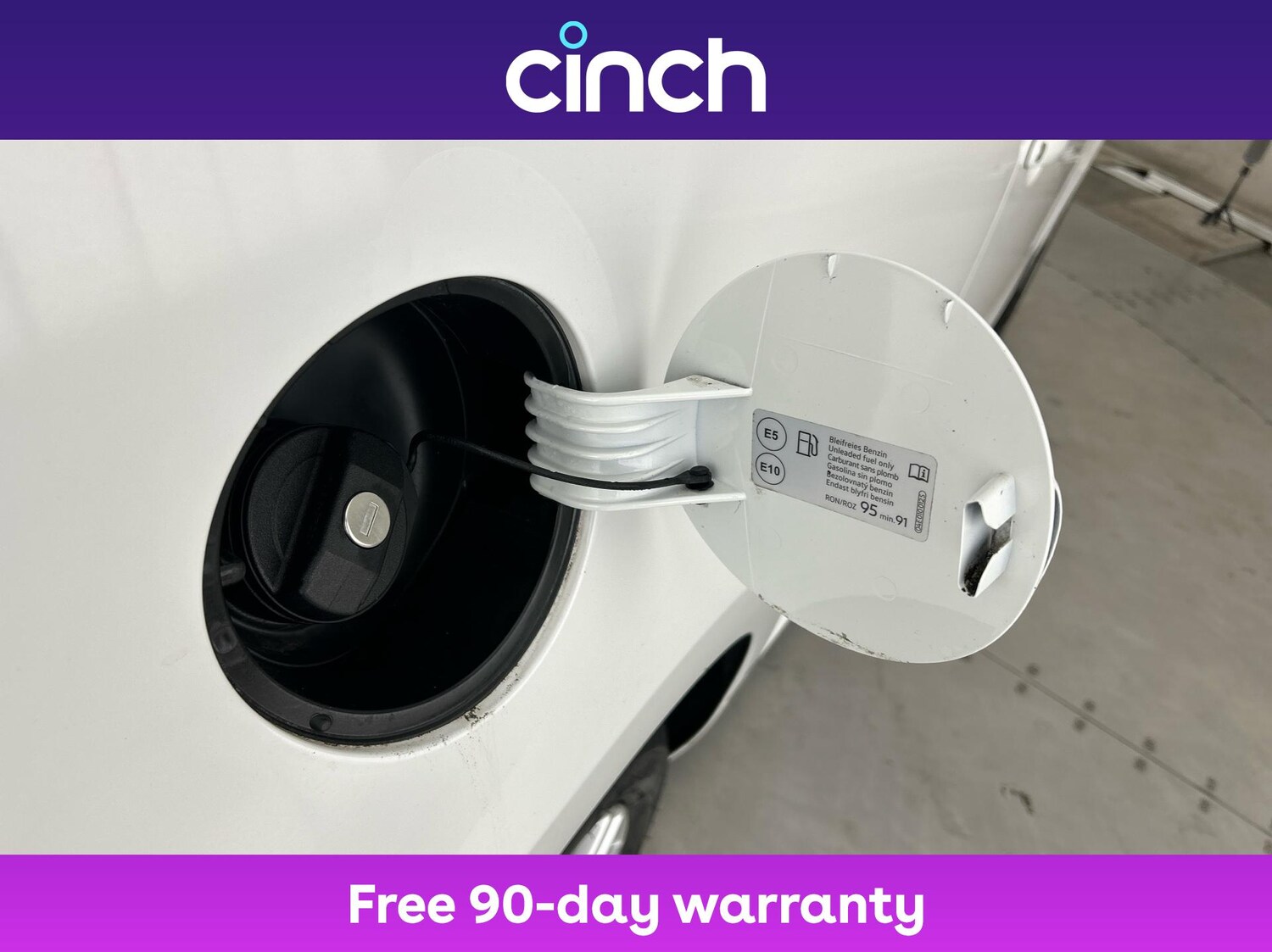 Used Volkswagen up! 2019 for sale - 76783189: Photo 29