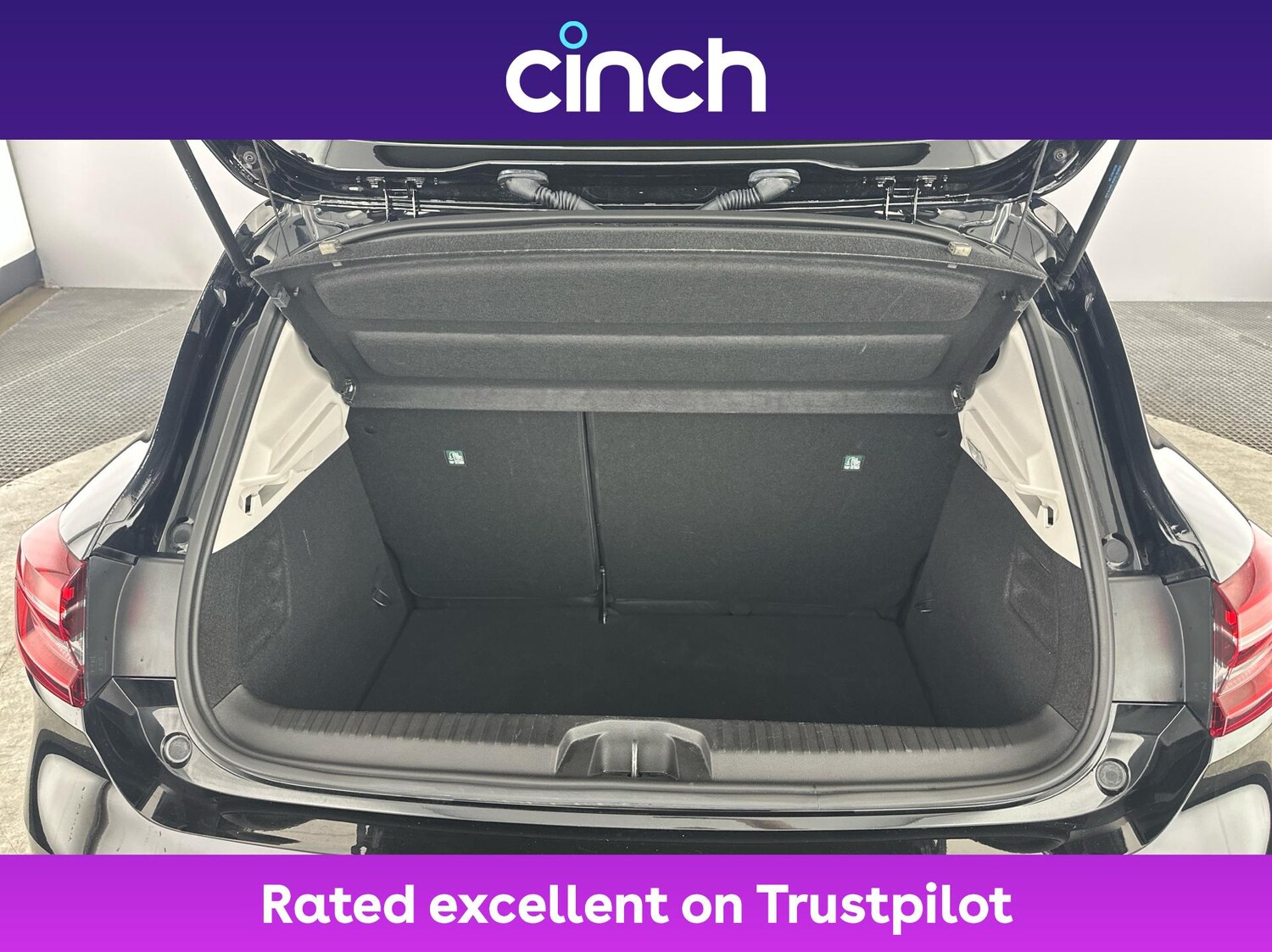 Used Renault Clio 2020 for sale - 77037116: Photo 21