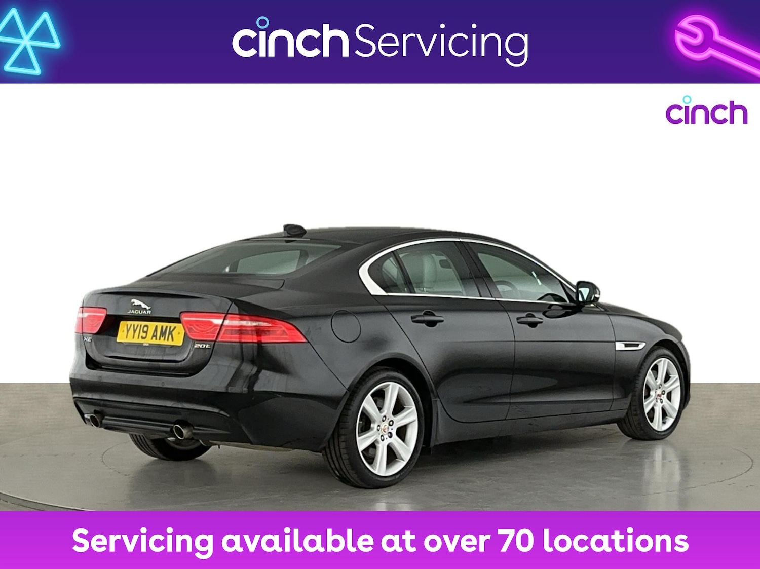 Used Jaguar XE 2019 for sale - 76883885: Photo 3