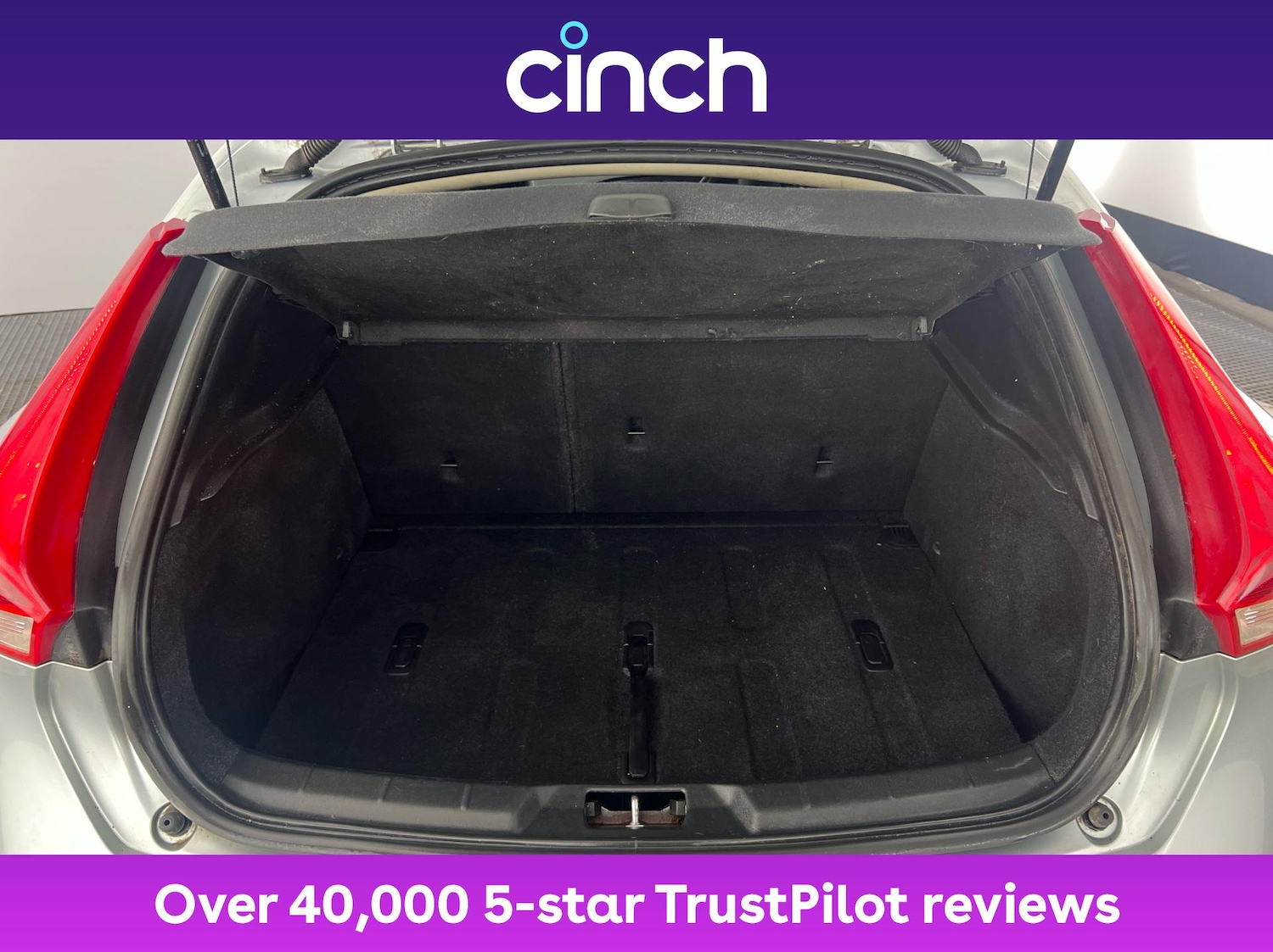 Used Volvo V40 2017 for sale - 76901591: Photo 21