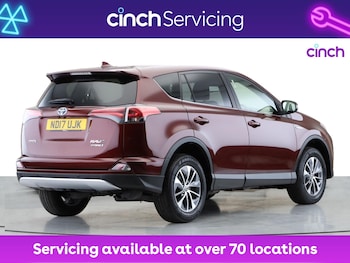 Used Toyota RAV4 2017 for sale - 76186335: Photo 3