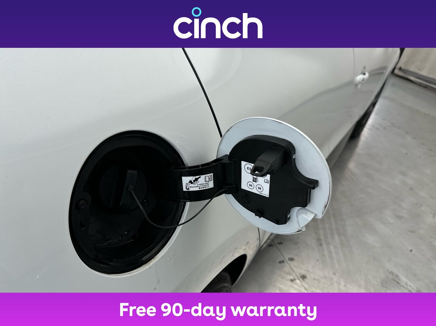 Used Renault Clio 2018 for sale - 76389954: Photo 29