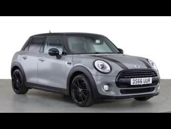 2016 - 1.5 Cooper 5dr [Chili Pack]