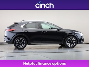 Used Kia XCeed 2022 for sale - 76140761: Photo 2