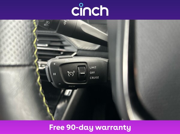 Used Peugeot E-2008 2020 for sale - 76164291: Photo 39