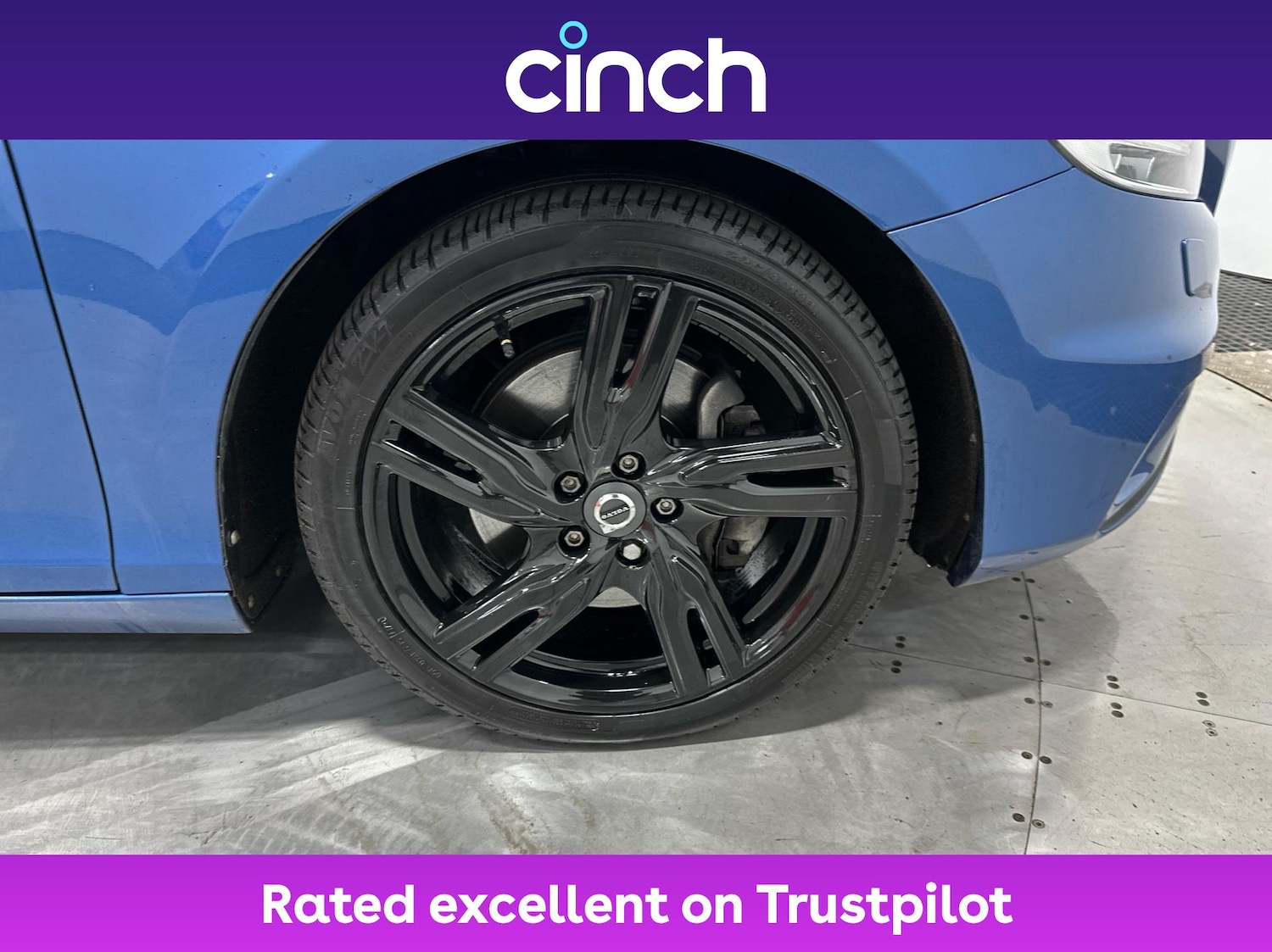 Used Volvo V40 2017 for sale - 76648092: Photo 28