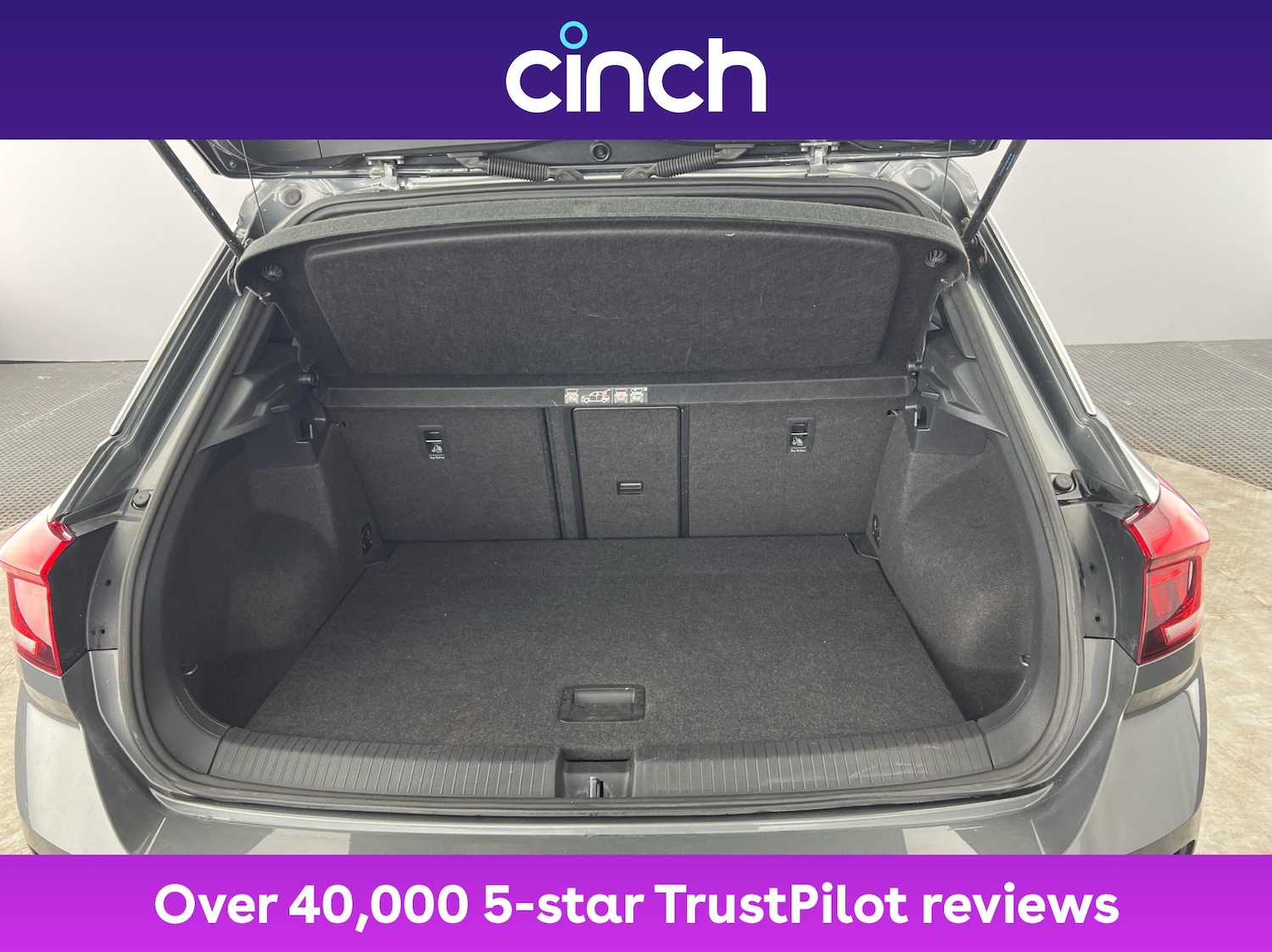 Used Volkswagen T-Roc 2018 for sale - 76739315: Photo 21