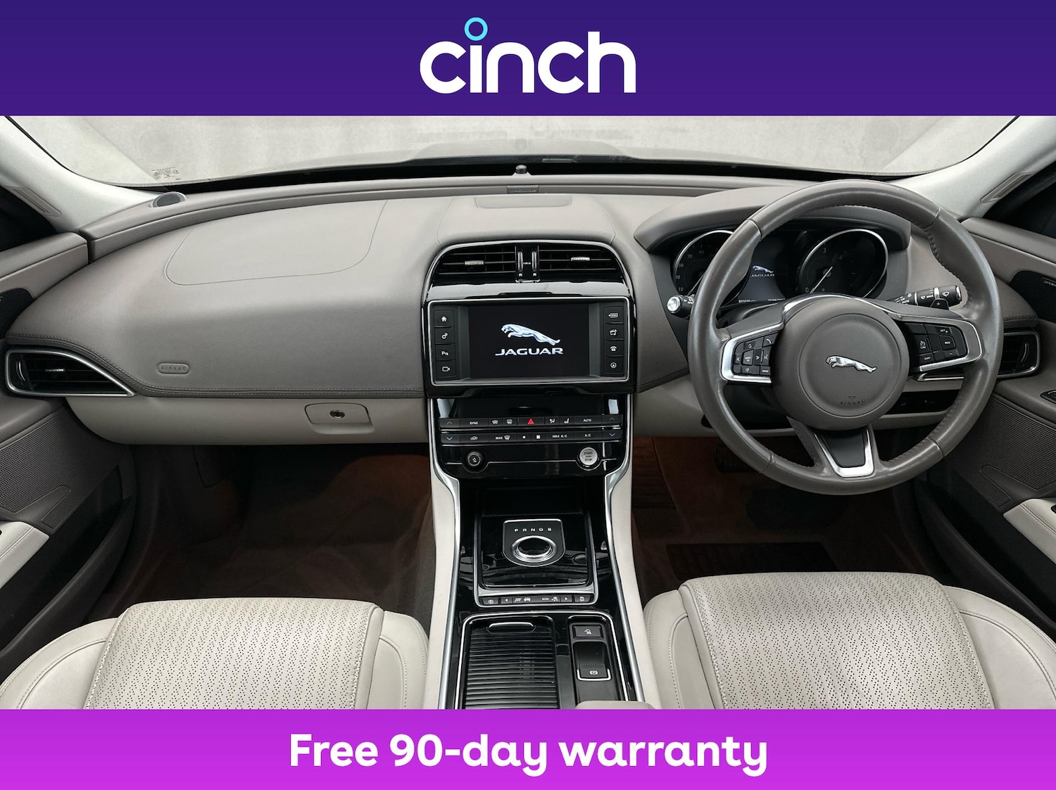 Used Jaguar XE 2018 for sale - 76186327: Photo 15