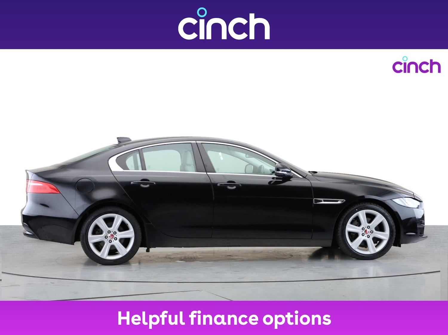 Used Jaguar XE 2018 for sale - 76186327: Photo 2