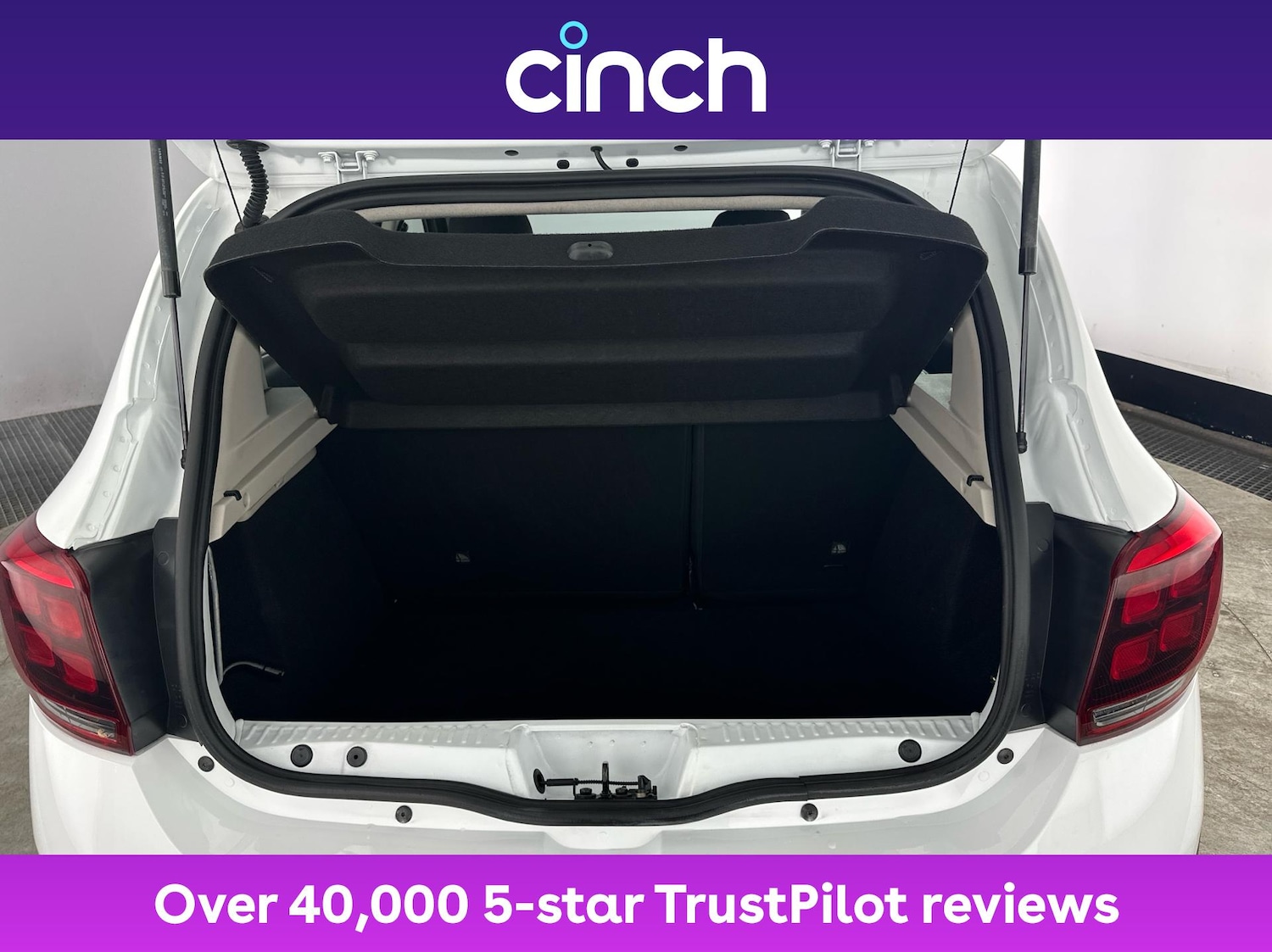 Used Dacia Sandero Stepway 2018 for sale - 76710574: Photo 21