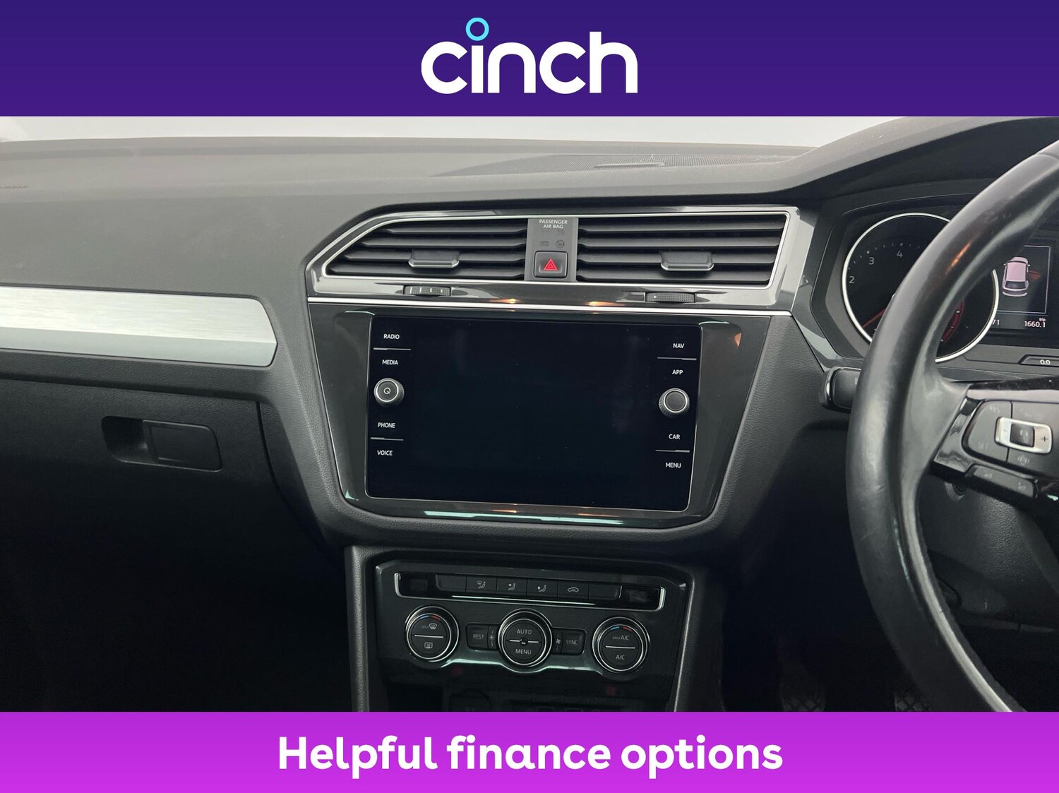 Used Volkswagen Tiguan 2019 for sale - 76668299: Photo 17