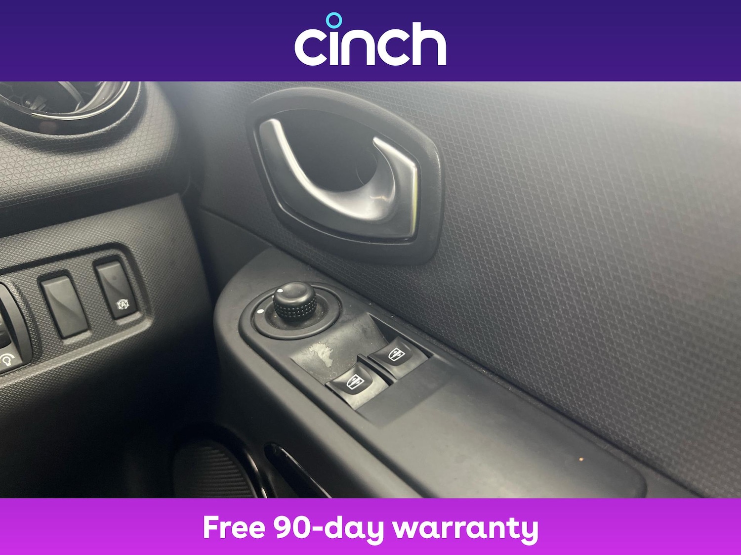 Used Renault Clio 2015 for sale - 76534954: Photo 34