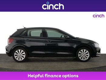 Used Volkswagen Polo 2018 for sale - 76148533: Photo 2