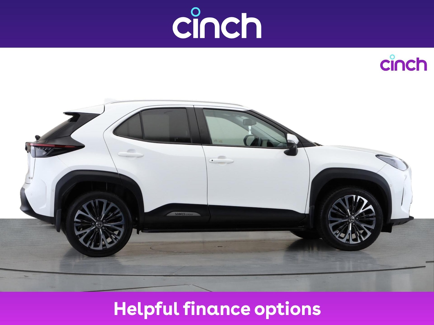 Used Toyota Yaris Cross 2022 for sale - 76788429: Photo 2