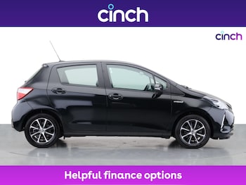 Used Toyota Yaris 2019 for sale - 76197459: Photo 2