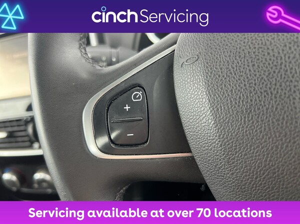 Used Renault Clio 2018 for sale - 76140749: Photo 36