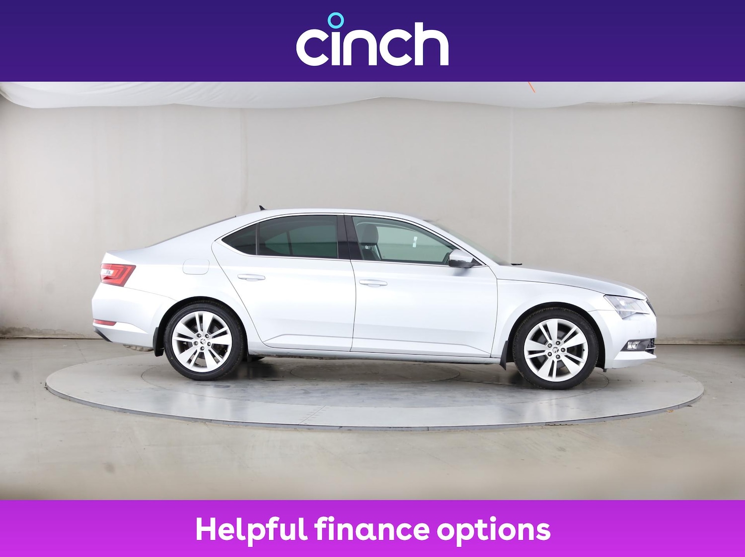 Used Skoda Superb 2019 for sale - 76670247: Photo 2