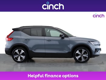 Used Volvo XC40 2022 for sale - 76041222: Photo 2
