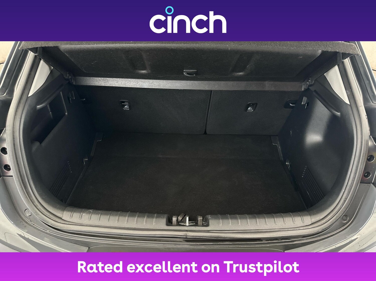 Used Kia Stonic 2022 for sale - 76445393: Photo 21