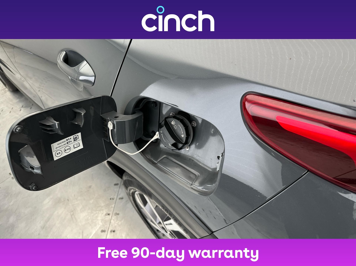 Used Kia Stonic 2022 for sale - 76445393: Photo 29