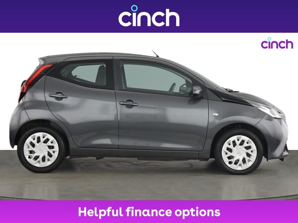 Used Toyota AYGO 2021 for sale - 76241861: Photo 2