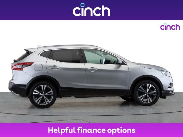 Used Nissan Qashqai 2017 for sale - 76281555: Photo 2